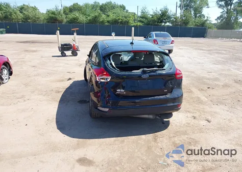 2017 Ford Focus Se z USA, uszkodzony, nr VIN 1FADP3K28HL231290